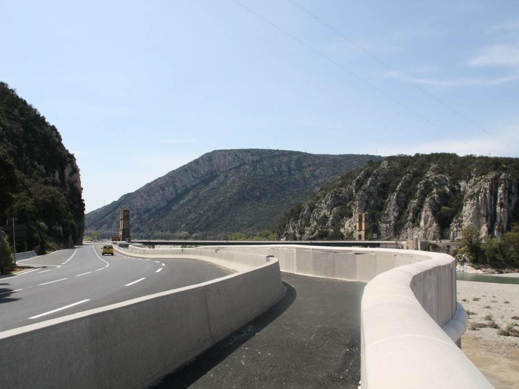 Expecting oversized convoys